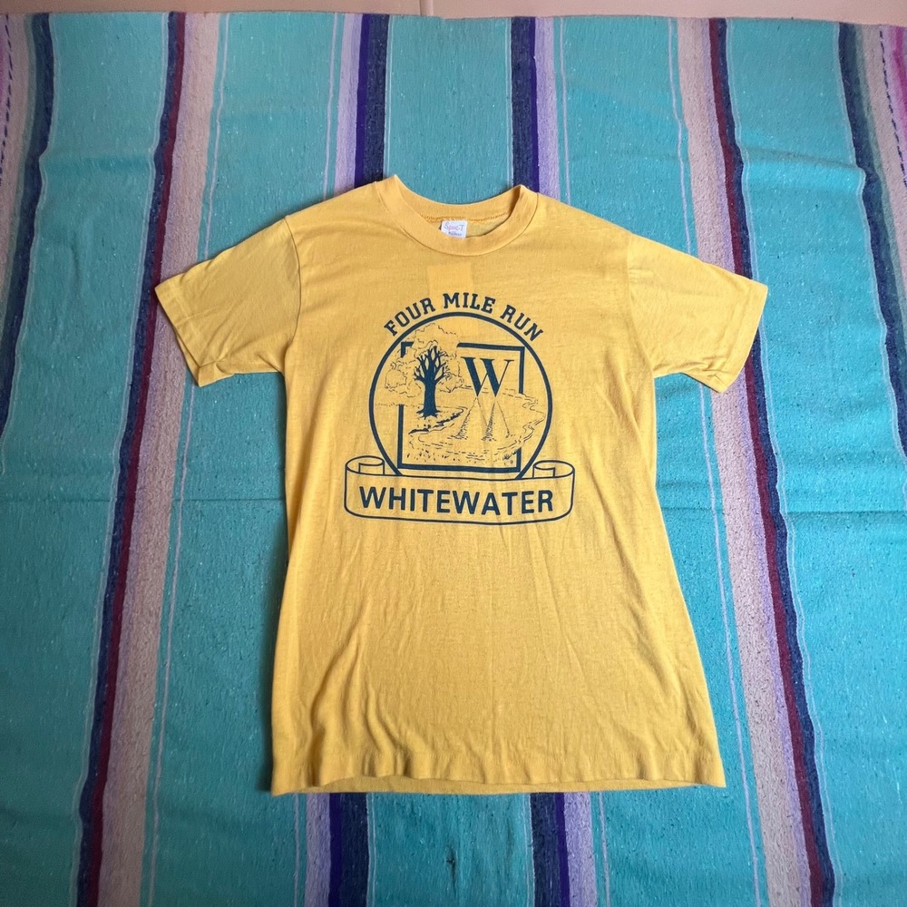 Running 70s T-Shirt Mens Medium Yellow Four Mile Run Whitewater Vintage Graphic